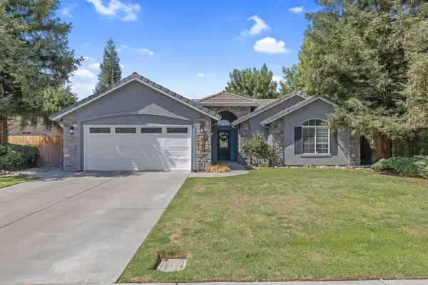 2143 N Zachary Street, Visalia, CA 93291