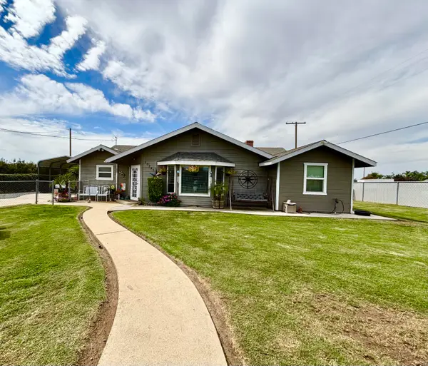 10787 Rd 256, Terra Bella, CA 93270