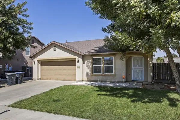 4336 E Acequia Avenue, Visalia, CA 93292