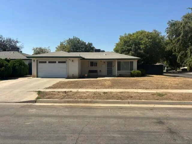 3955 N Ricewood Avenue, Fresno, CA 93705 - #1