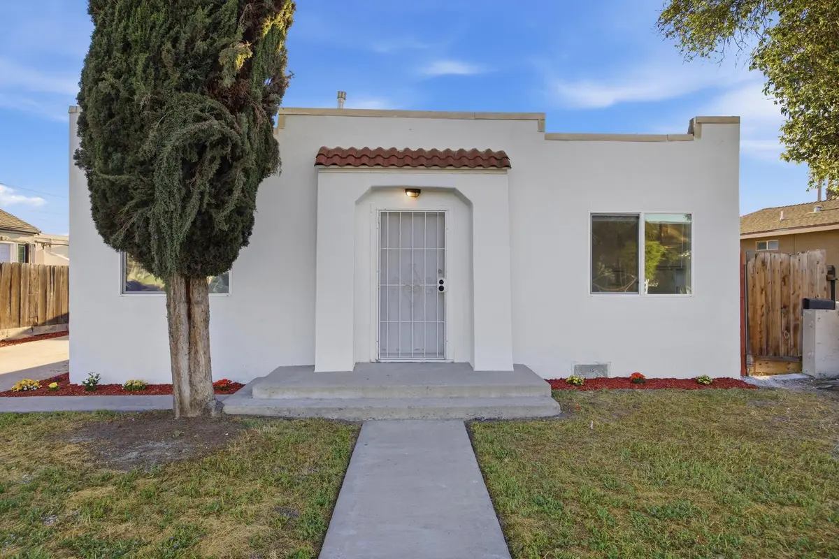 220 S O Street, Tulare, CA 93274 - #1