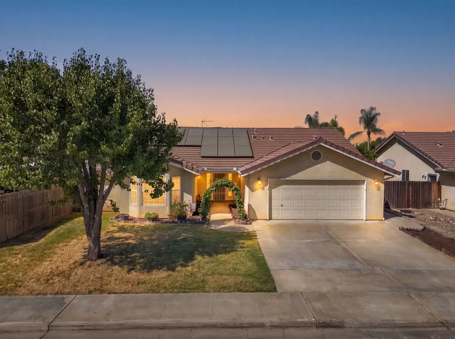 1914 Theresa Avenue, Hanford, CA 93230 - #2