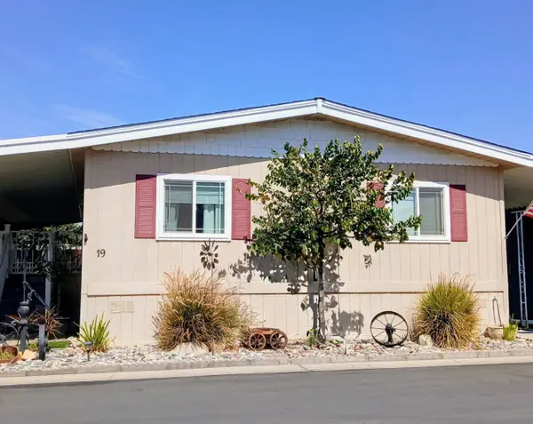 2459 N Oaks Street #19, Tulare, CA 93274