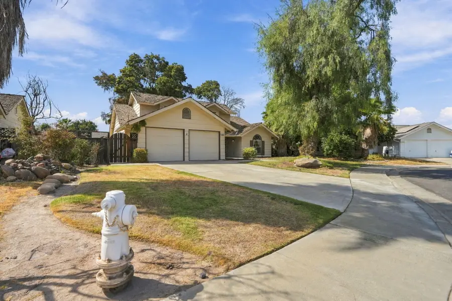 2766 Burl Court, Hanford, CA 93230 - #2