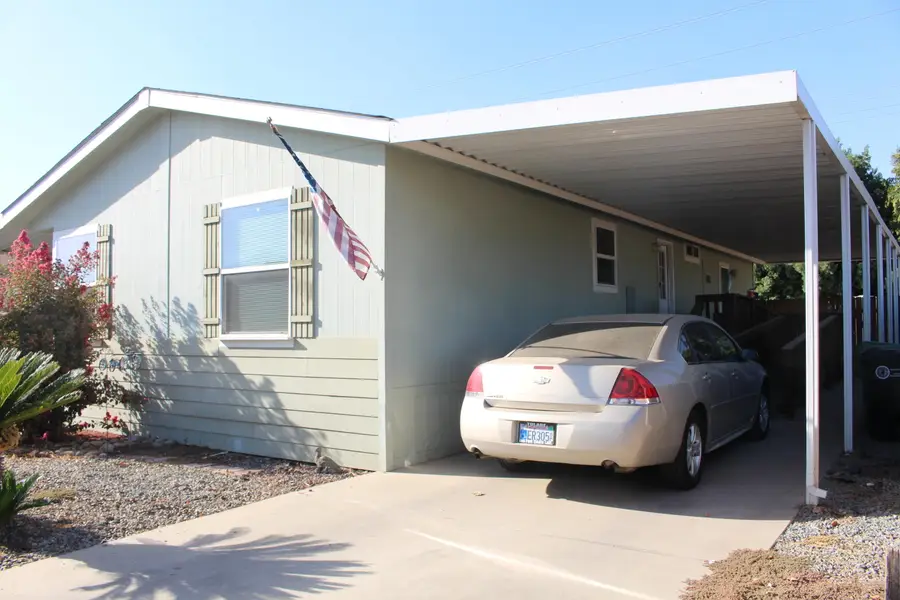 100 S Westwood Street #20, Porterville, CA 93257 - #2