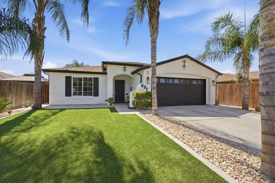 921 Lybarger Avenue, Porterville, CA 93257 - #2