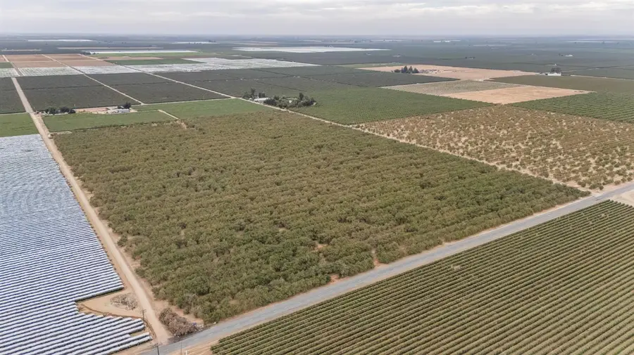 1 Road 164, Earlimart, CA 93219 - #3