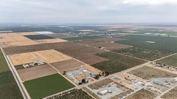 1 Dietz Dietz Road, Earlimart, CA 93219
