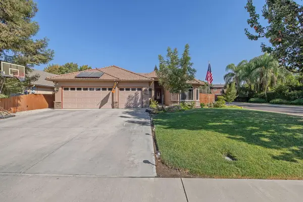 1930 E Monte Vista Avenue, Visalia, CA 93292