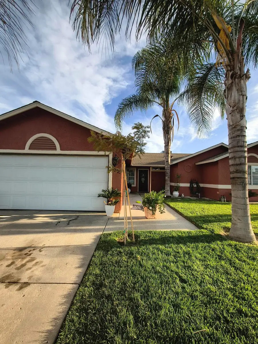 1379 Lombard Street, Hanford, CA 93230 - #2