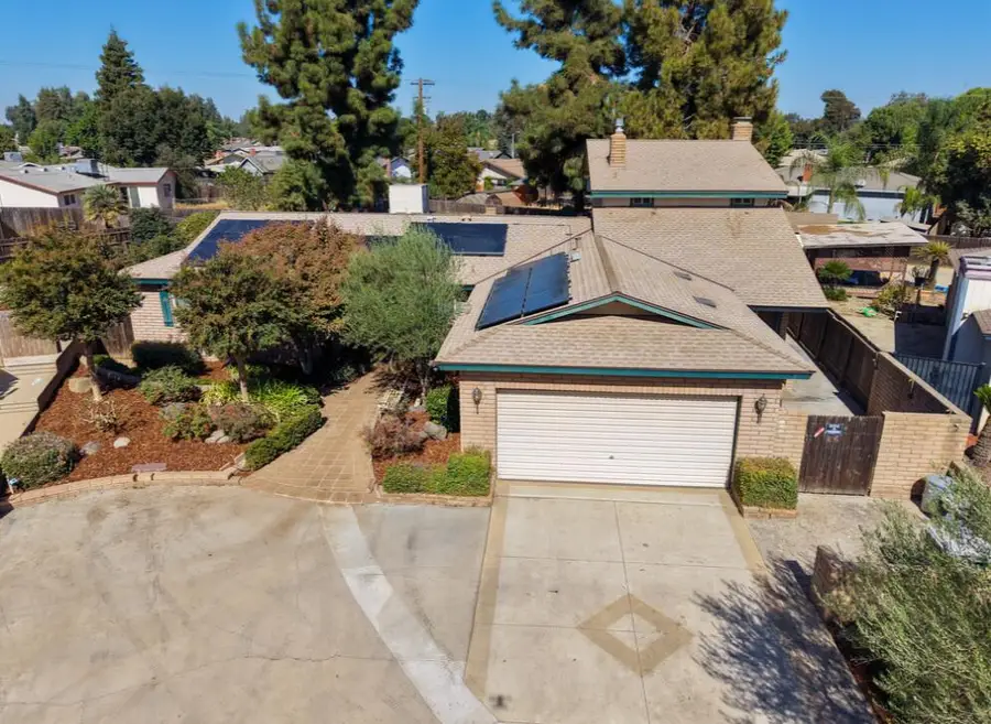 648 W Princeton Court, Visalia, CA 93277 - #3