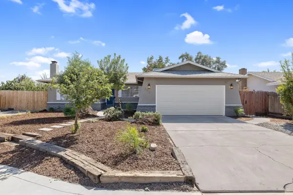 2635 W Monte Vista Avenue, Visalia, CA 93277