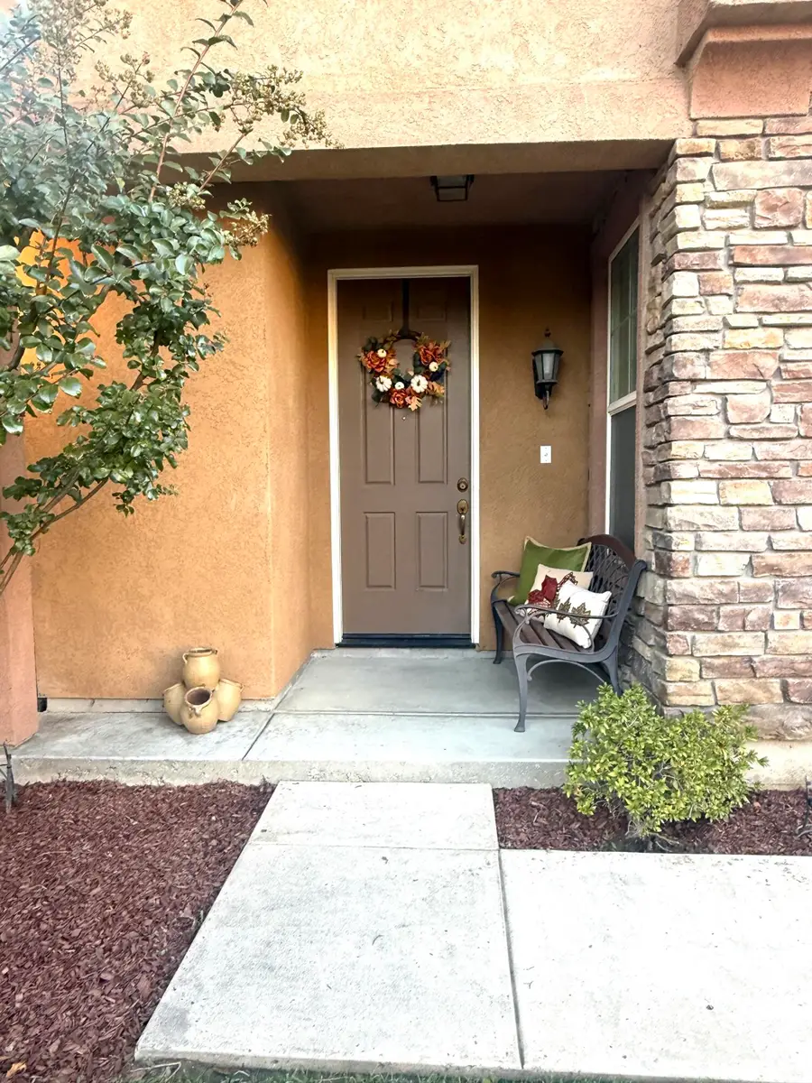 1421 N Cortona Court, Visalia, CA 93291 - #2
