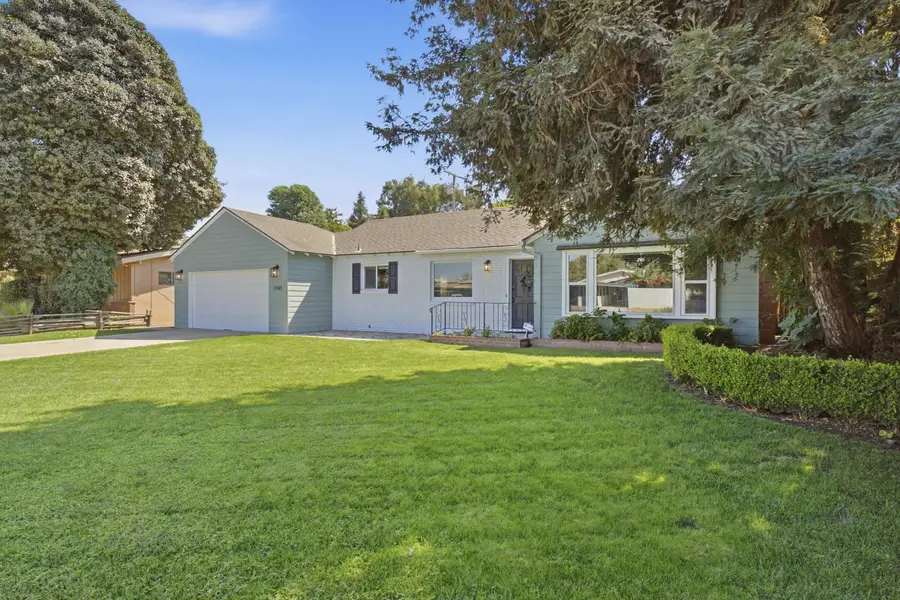 1143 W Howard Avenue, Visalia, CA 93277 - #3