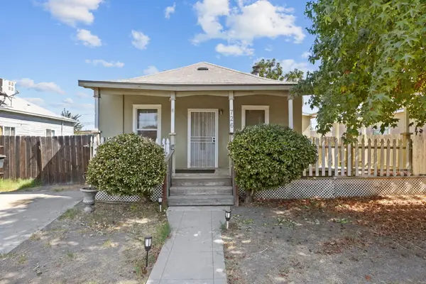 726 S Garden Street, Visalia, CA 93277