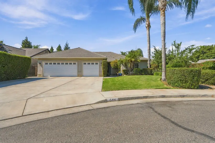 684 Rolling Hills Court, Exeter, CA 93221 - #2