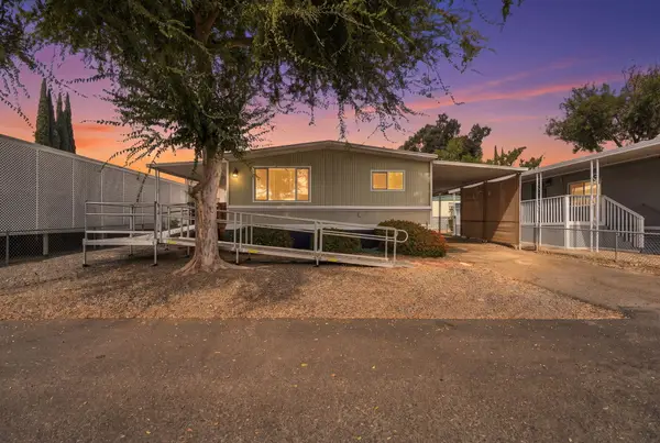 415 N Akers Street, Visalia, CA 93291