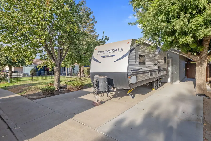 2432 N Summers Court, Visalia, CA 93291 - #3