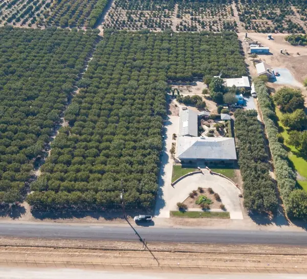 9933 Road 224, Terra Bella, CA 93270