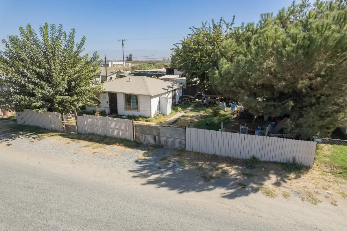 14782 Rd 190, Porterville, CA 93257 - #1