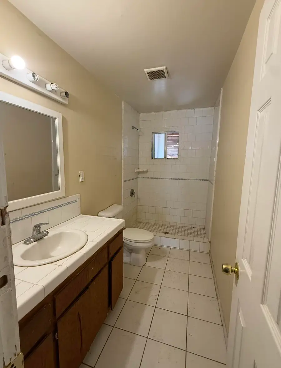 230 S Cottage Street, Porterville, CA 93257 - #3