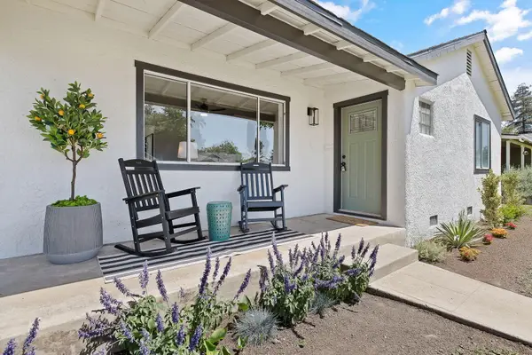 301 Lenox Avenue, Exeter, CA 93221