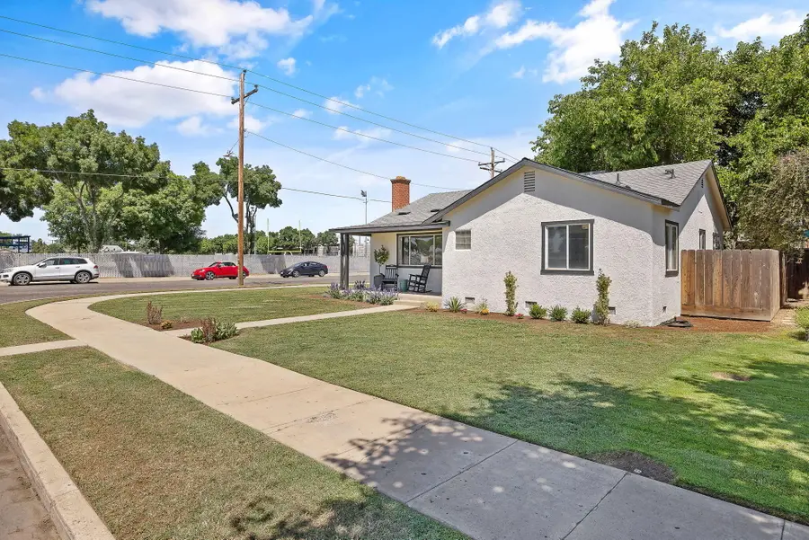 301 Lenox Avenue, Exeter, CA 93221 - #3