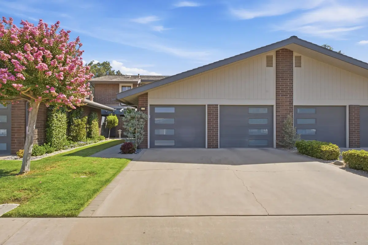 804 N Silvervale Drive, Visalia, CA 93291 - #1