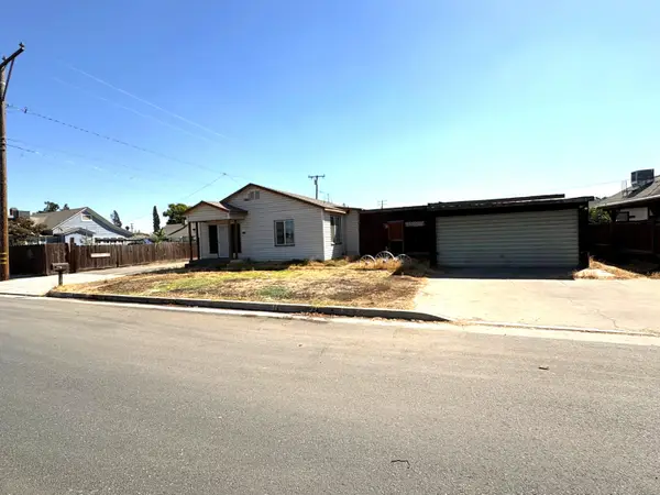 329 W Owens Avenue, Tulare, CA 93274