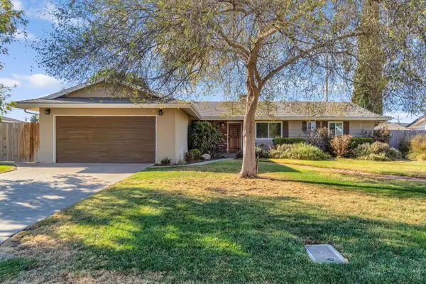 175 E Birch Avenue, Hanford, CA 93230