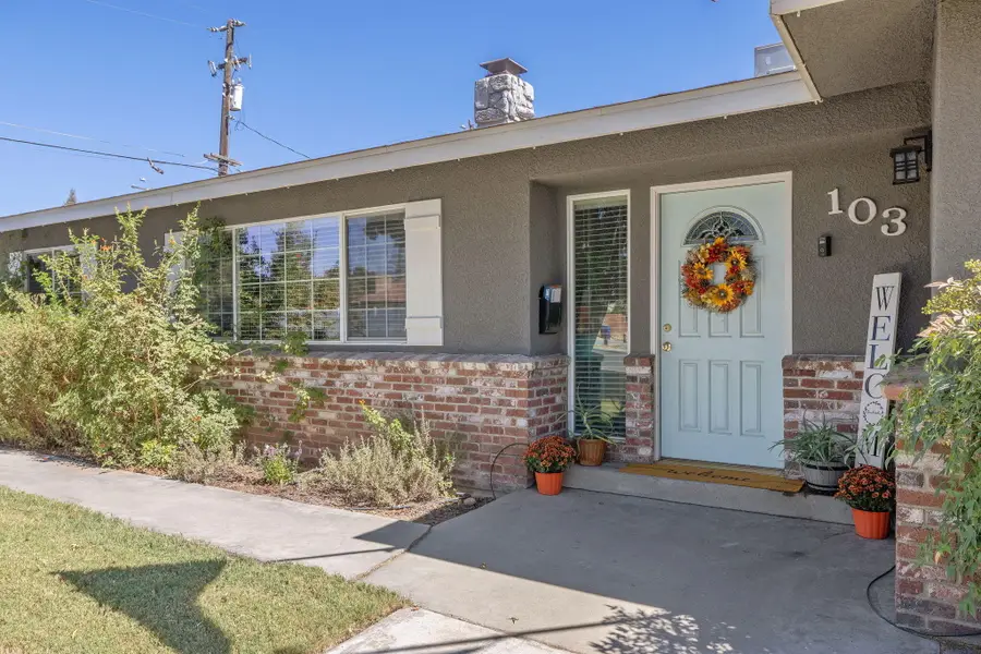 103 Ruth Street, Exeter, CA 93221 - #2