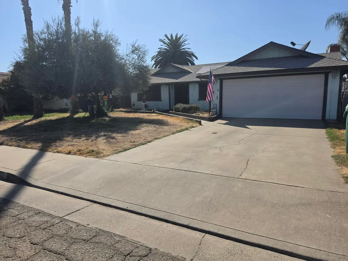 201 N Argyle Street, Porterville, CA 93257 - #1