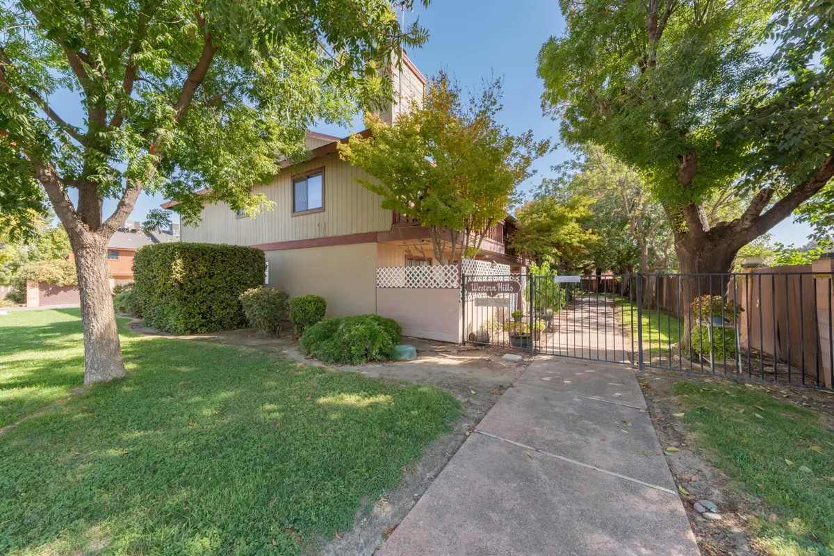 500 N Murry Street, Porterville, CA 93257 - #1