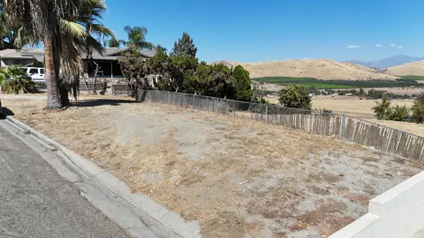 N Highland Drive, Porterville, CA 93257