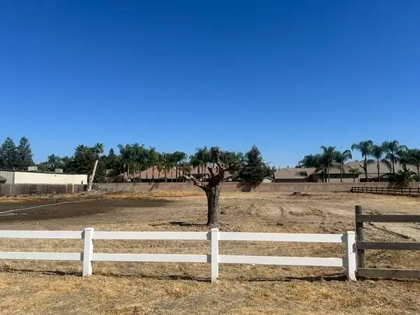 736 N Tommy Street, Visalia, CA 93291
