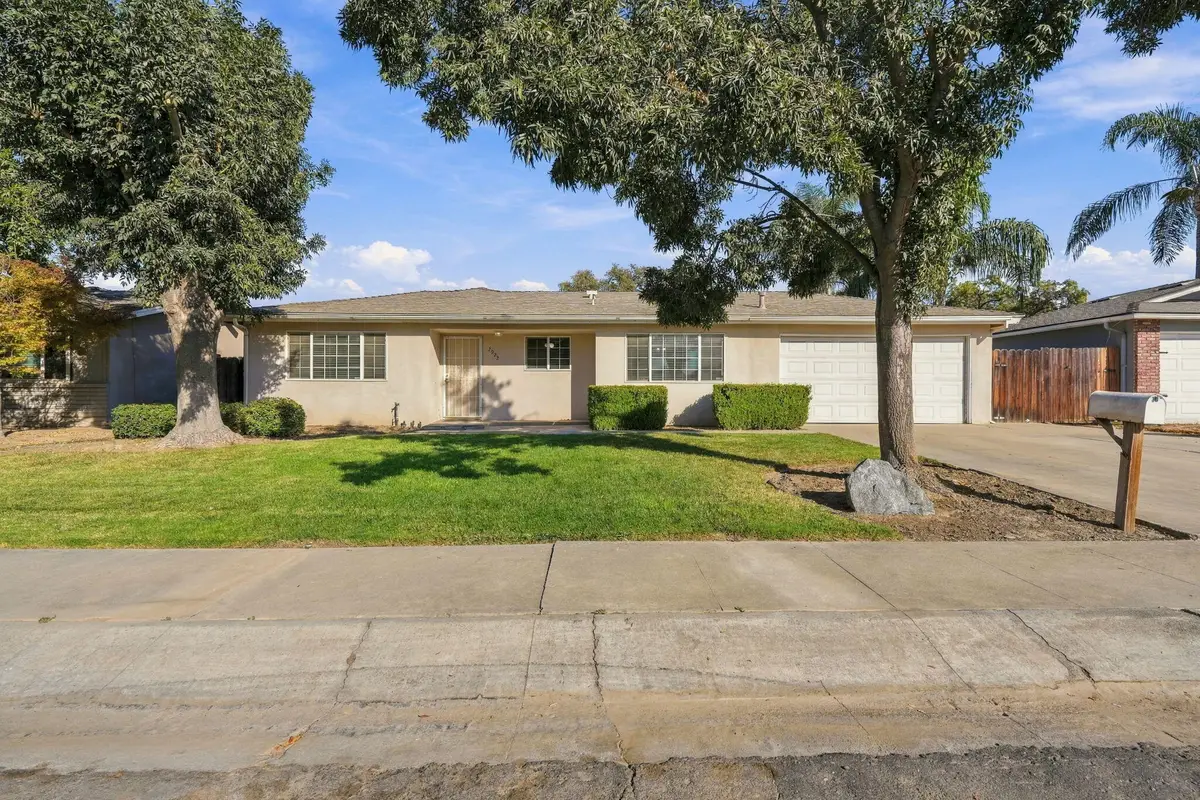 2922 S Verde Vista Street, Visalia, CA 93277 - #1