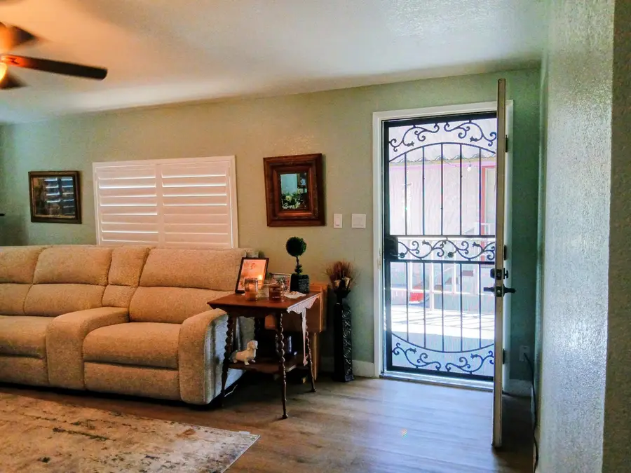 2459 N Oaks Street #10, Tulare, CA 93274 - #3