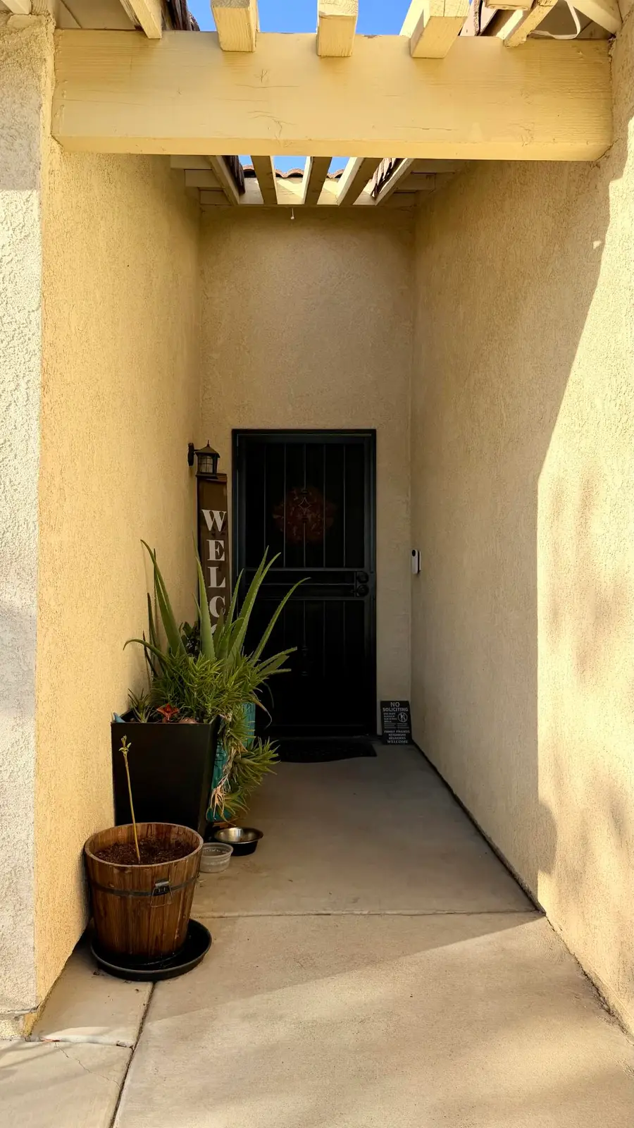 1058 W Canyon Way, Hanford, CA 93230 - #2
