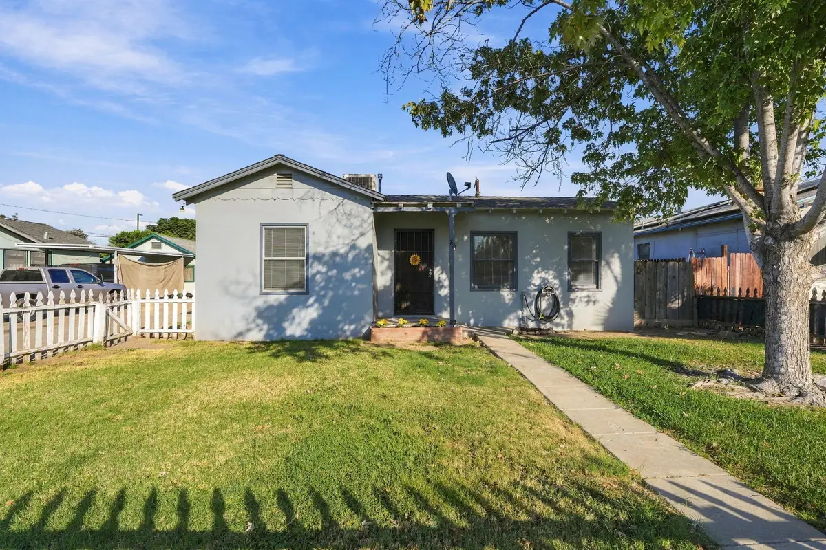 78 N Olive Terrace Street, Porterville, CA 93257 - #1