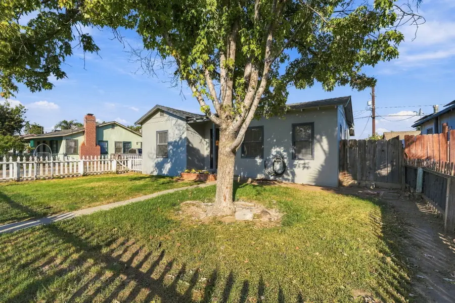 78 N Olive Terrace Street, Porterville, CA 93257 - #3