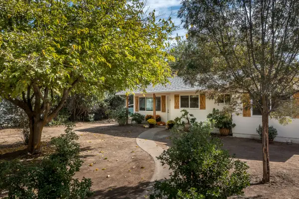 40724 Crystal Drive, Three Rivers, CA 93271
