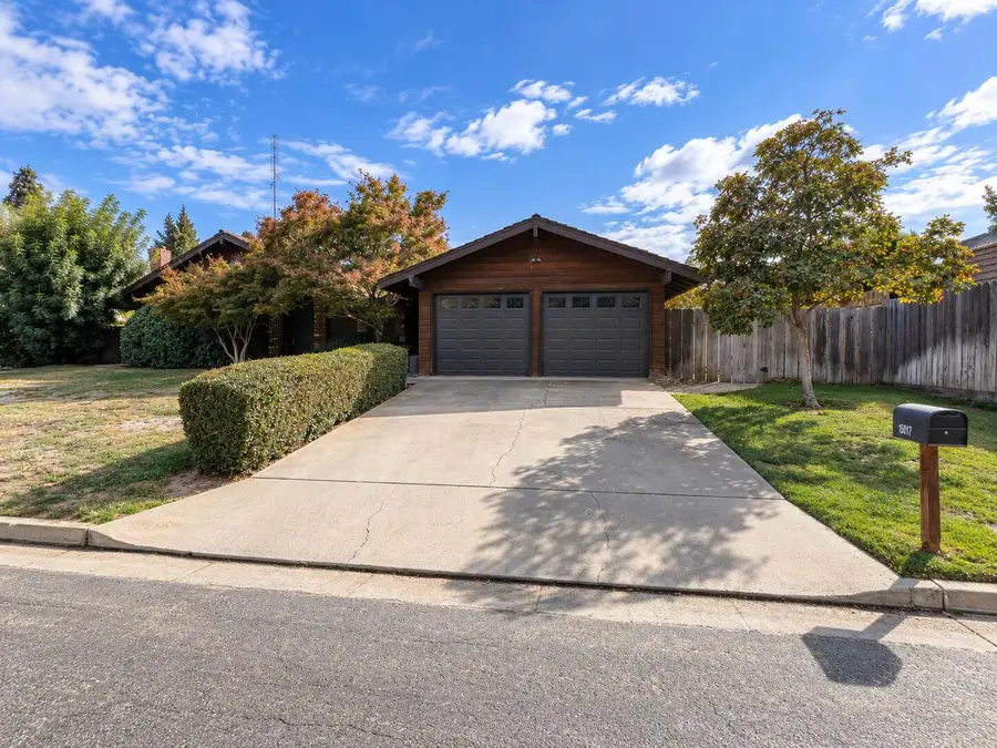 15017 El Rancho Avenue, Visalia, CA 93292 - #3