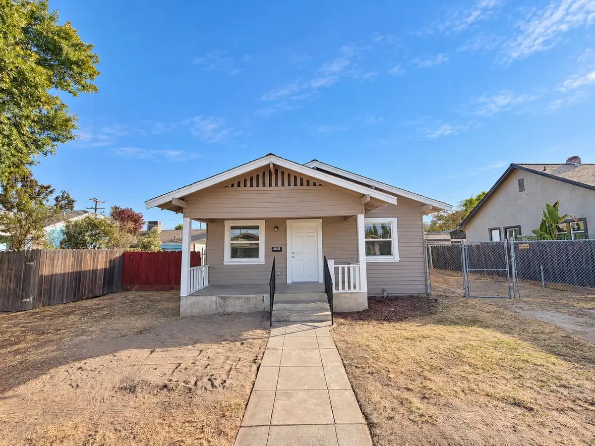 415 W Florinda Street, Hanford, CA 93230 - #1