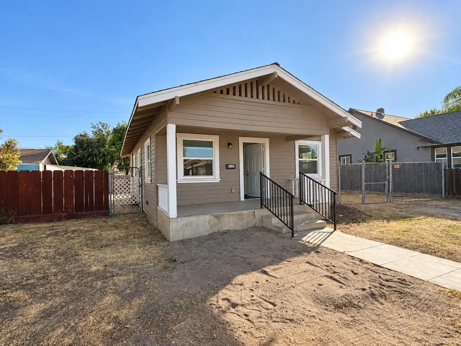 415 W Florinda Street, Hanford, CA 93230 - #2