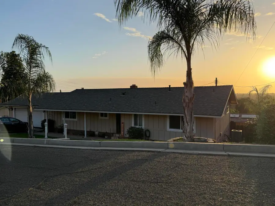 1043 N Highland Drive, Porterville, CA 93257 - #2
