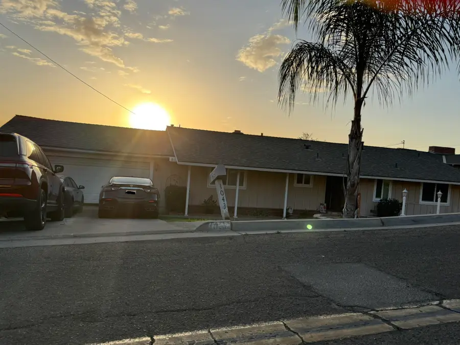 1043 N Highland Drive, Porterville, CA 93257 - #3