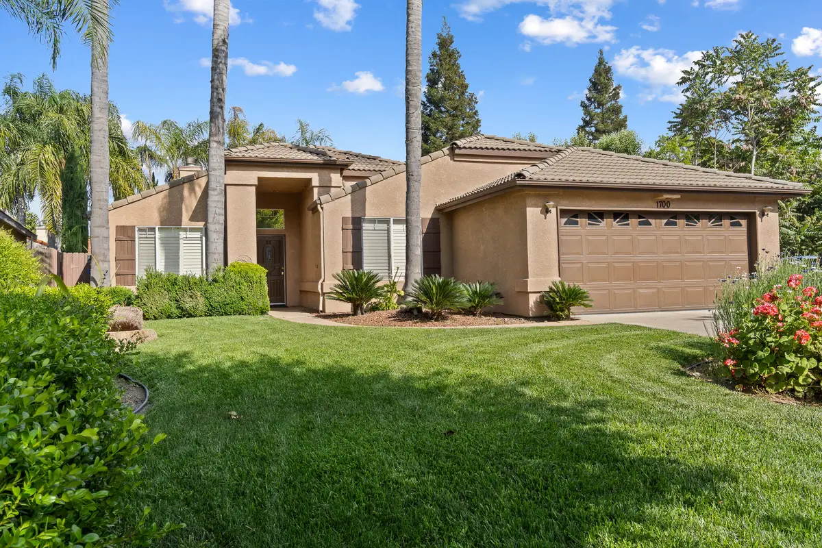 1700 N Rio Vista Court, Visalia, CA 93292 - #1