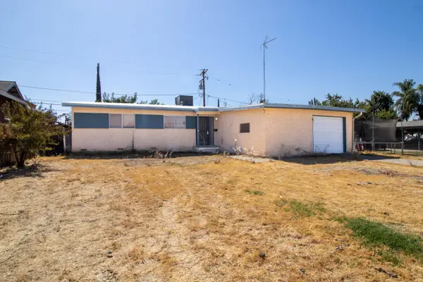 877 E Thurman Avenue, Porterville, CA 93257