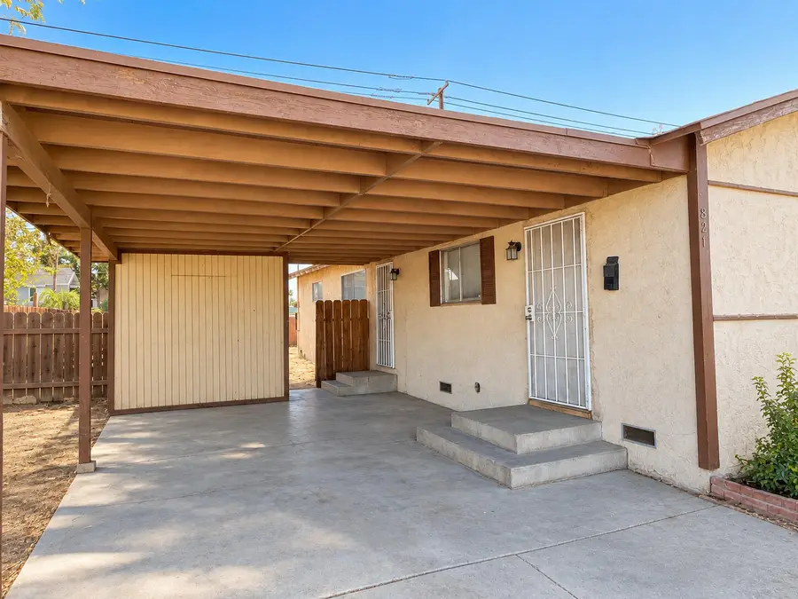 821 W Swift Avenue, Fresno, CA 93705 - #3