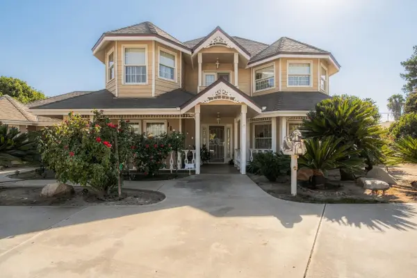1127 W Gail Avenue, Tulare, CA 93274